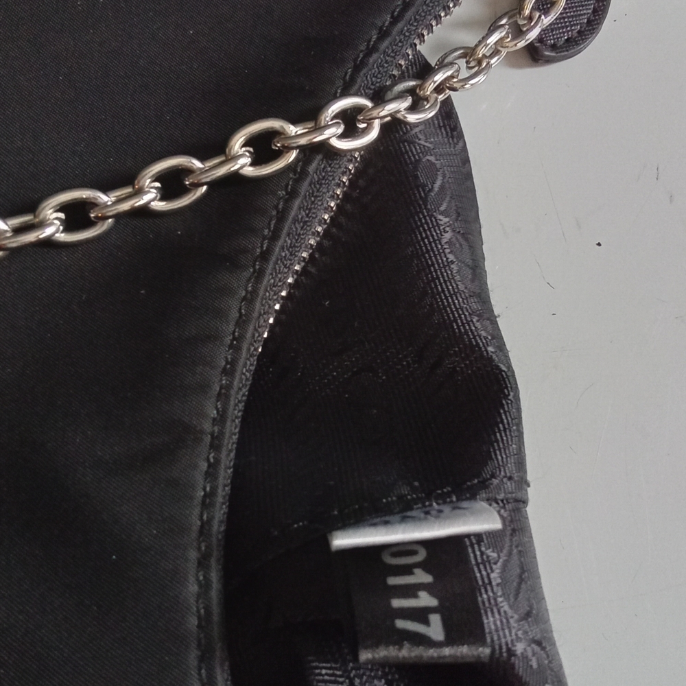Prada Re Edition‎ 2000 Nylon Mini Shoulder Bag Black Silver Chain - Picture 7 of 8